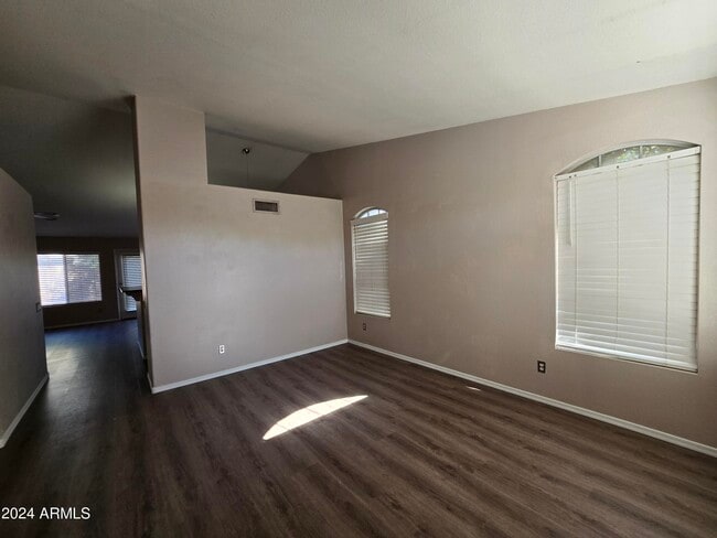 Photo - 27 N Pueblo St