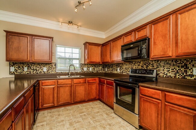 Photo - 310 Sarava Ln