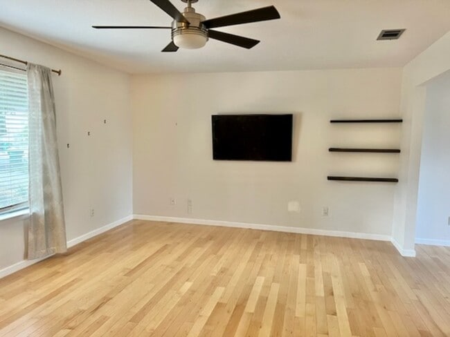 Photo - 118 Beverly Dr
