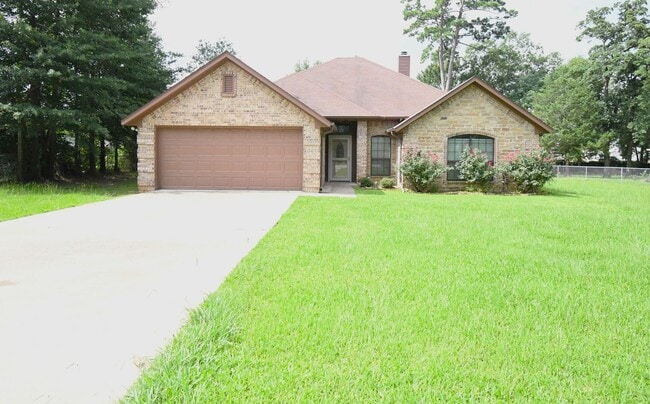 Building Photo - Lovely 4 Bedroom 2 Bath in Flint!