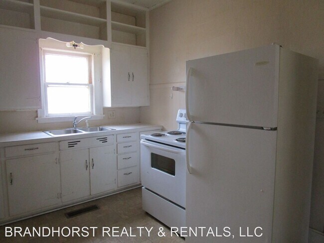 Photo - 2 br, 1 bath House - 417 S. HUNT