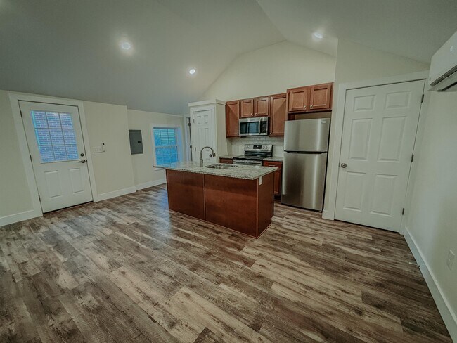 Photo - 50 Woodlawn Ave