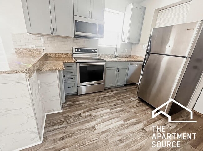 Photo - 1237 W Ohio St Unit 1R