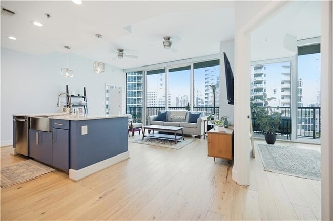 Photo - 1080 Peachtree St NE Unit 1212