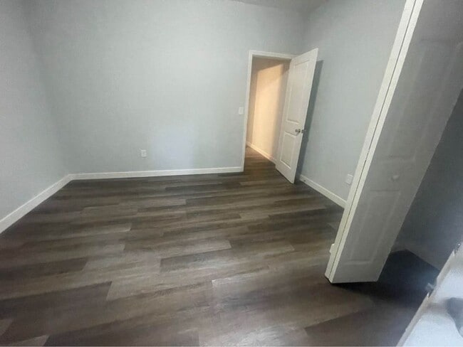 Photo - 1584 W 31st St Unit #3