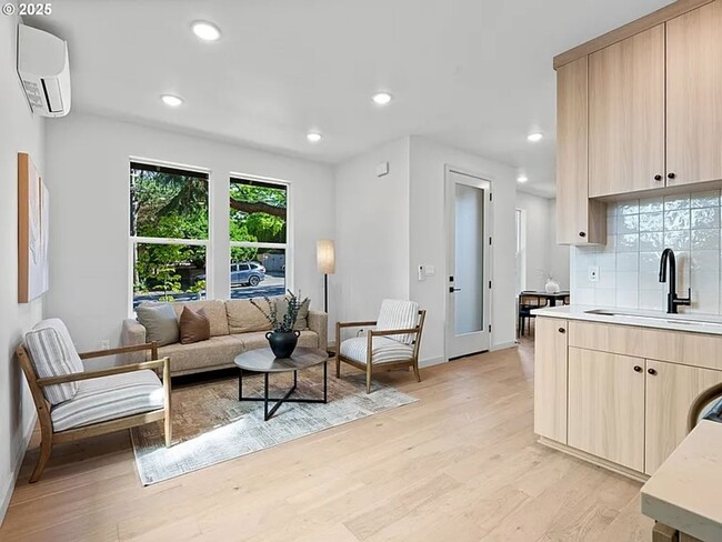 Photo - 1610-1612 SE Morrison St. Unit 1610 SE Morrison St.