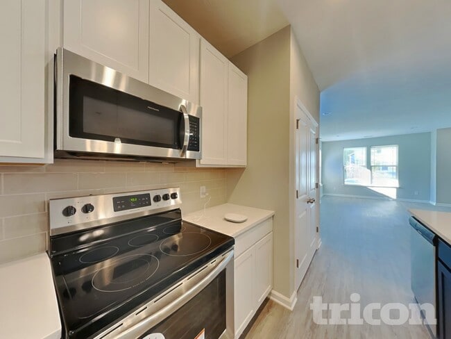 Photo - 111 Thomas Point Dr