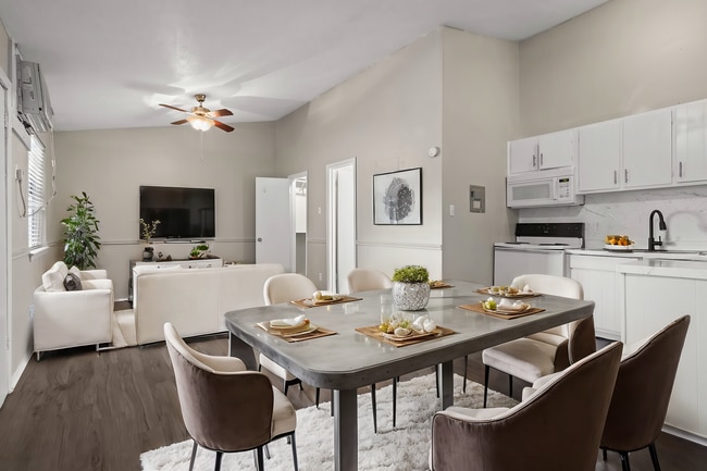 Photo - Parker Heights & Flats Apartments