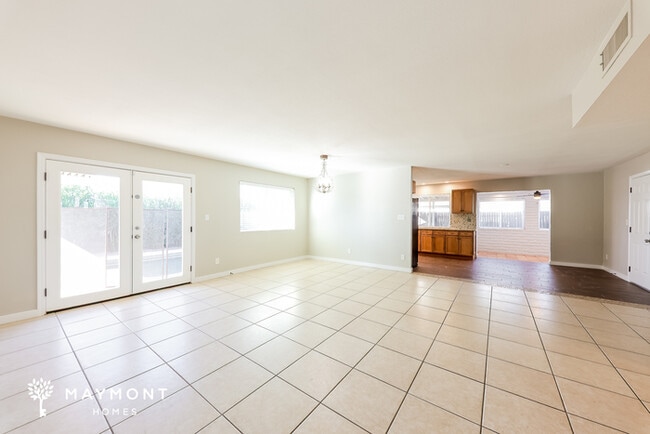 Photo - 2119 W Eugie Ave