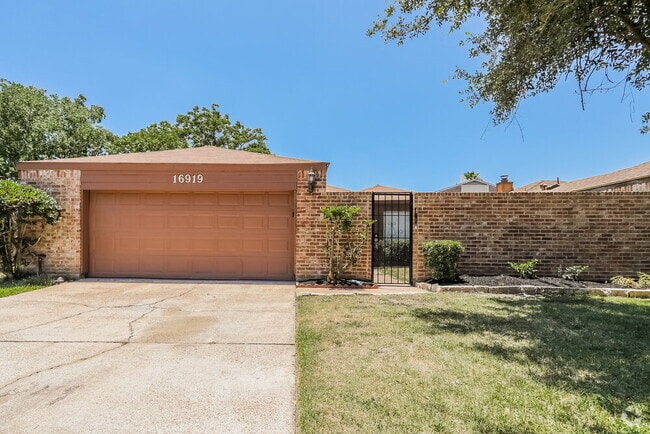 Building Photo - 16919 Amidon Dr Rental