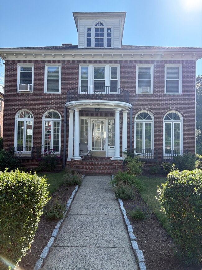 Photo - 51 Algonquin Rd Townhome