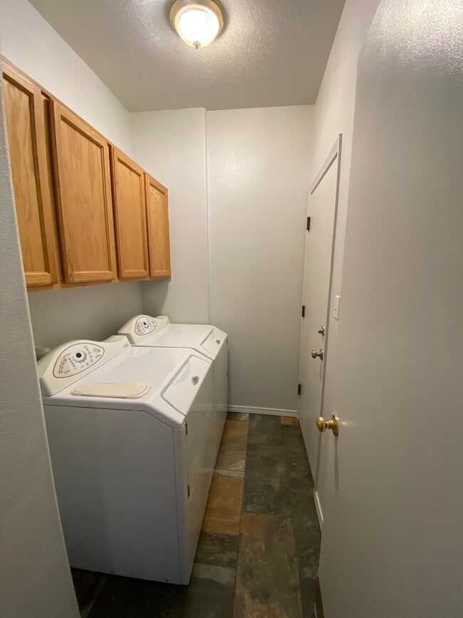 Photo - 1132 Casa Tomas Rd NE