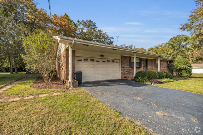 Building Photo - 11635 Jenkins Rd Rental