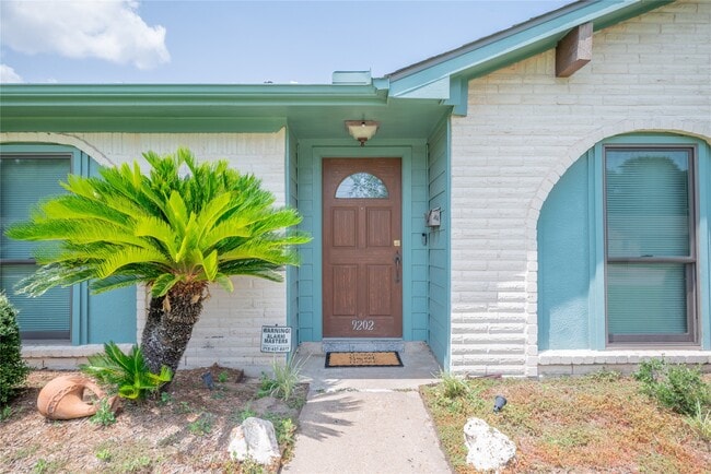 Photo - 9202 Benning Dr