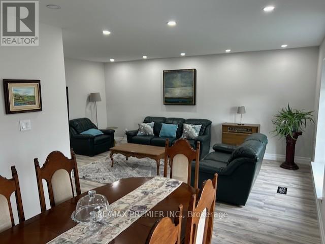 Photo - 235 Louis Dr