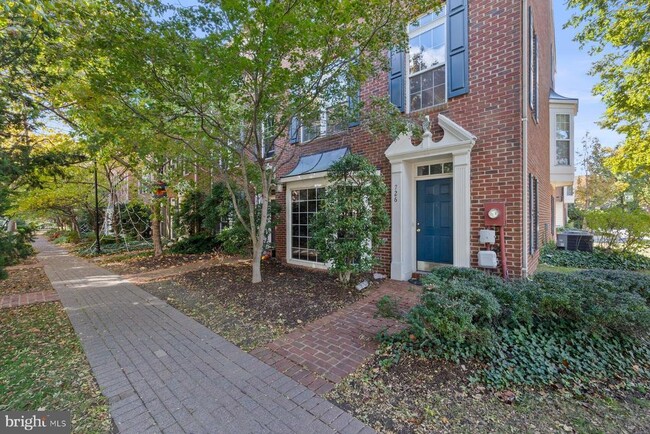 Building Photo - 726 Catts Tavern Dr