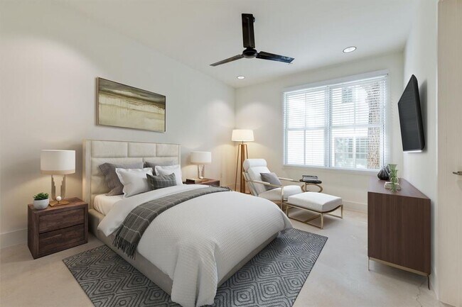 Photo - 408 W 38th St