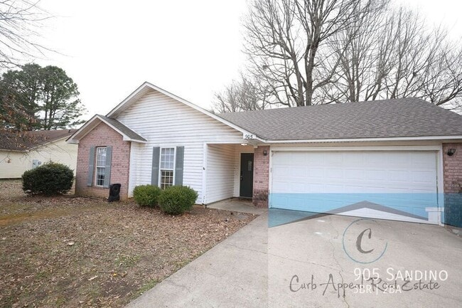 Building Photo - 905 Sandino-