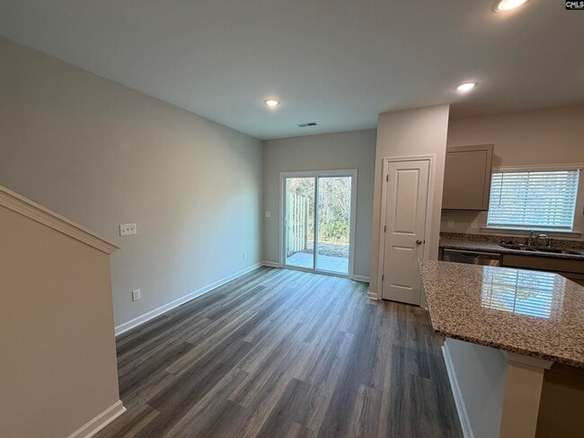 Photo - 2041 Armada Rd