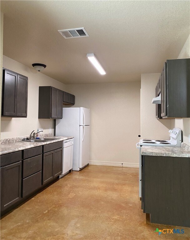 Photo - 1115 N College St Unit B