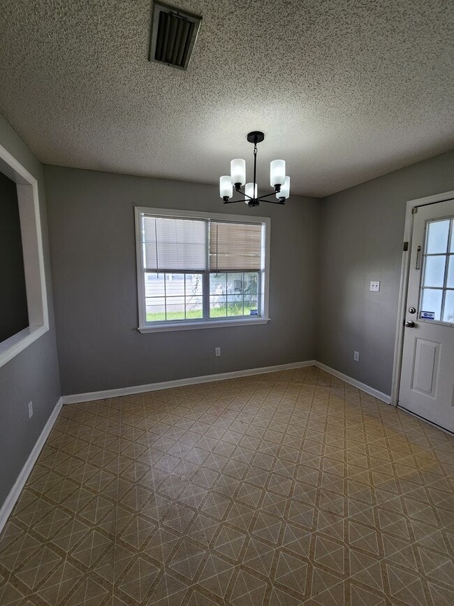 Photo - 4126 Sedgwyck Ln