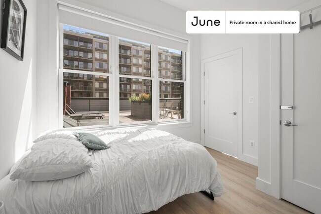 Building Photo - Room in Shared 3 bed/2 bath home in Dupont Circle Unit C
