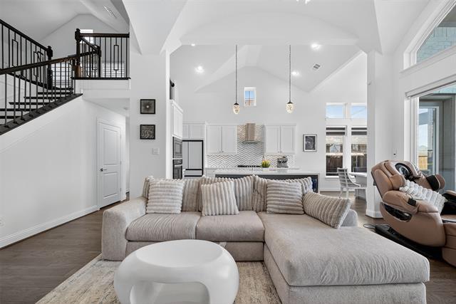 Photo - 411 Rock Rose Ln