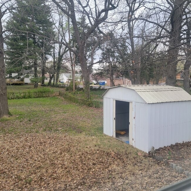 Photo - 3 Bedroom Home in Florissant