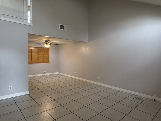 Photo - 29639 Greenhill Dr