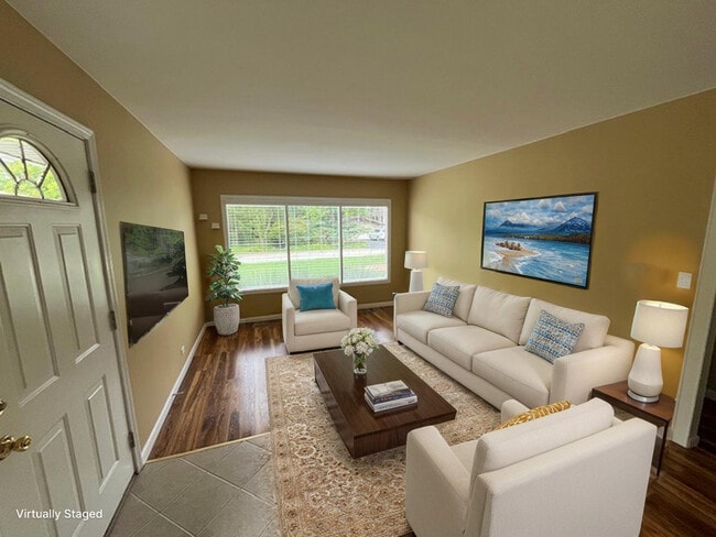 Photo - 5611 S Quincy St