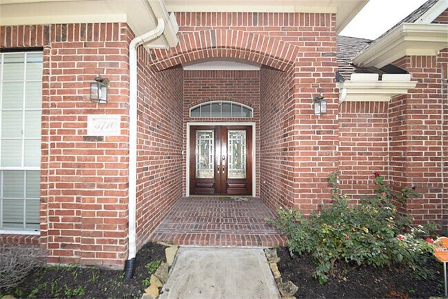 Photo - 5710 Santa Fe Springs Dr