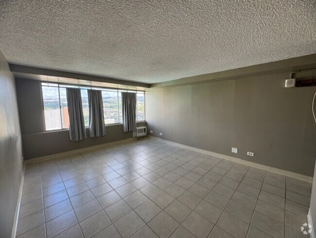 Building Photo - Five Regents Centrally Located Open-Air St... Unit 2403 Rental