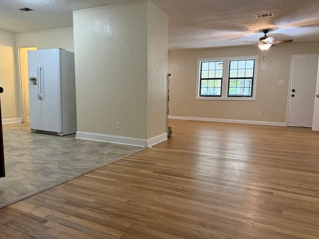 Photo - 3 Talladega Trl