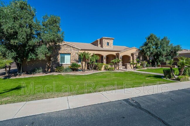 Photo - 2720 E Jade Pl