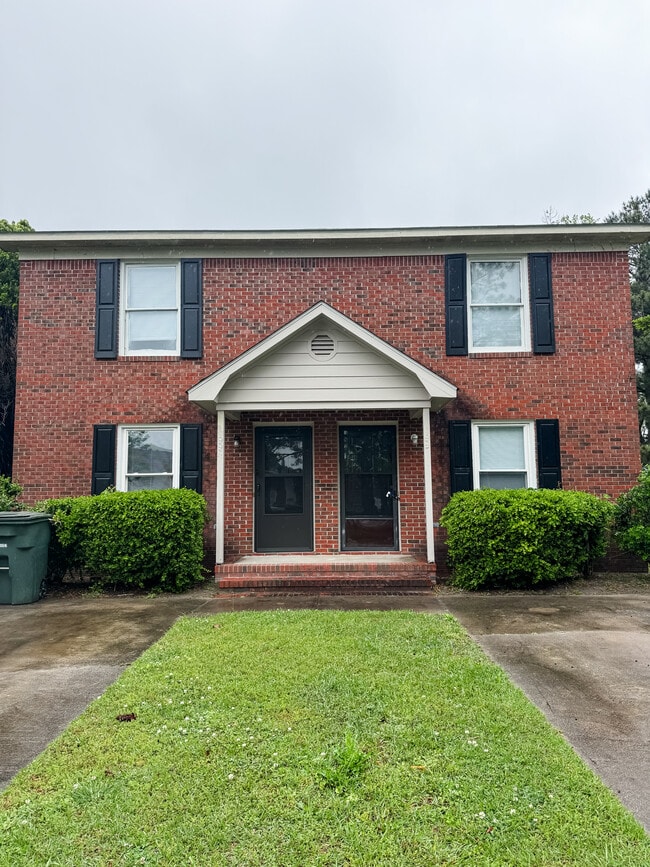 Building Photo - 199 Kristin Dr Unit A-1 Rental