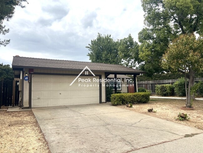 Photo - 3222 Hogarth Dr