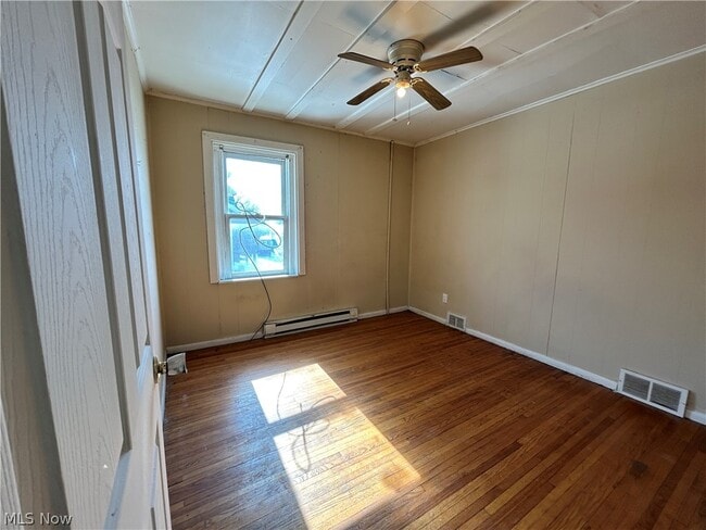 Photo - 106 S 12th St Unit Apt 1