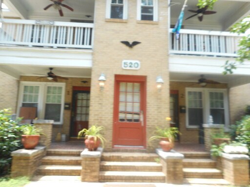 Building Photo - Move In Special -2 Bedroom 1.5 bathroom-We... Unit #1 Rental