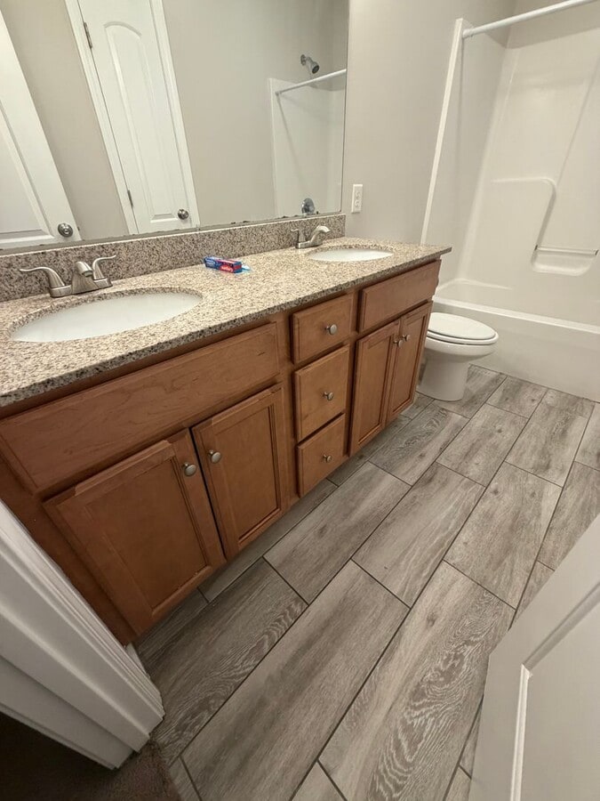 Photo - 1142-1144 Boston Road Unit 1142