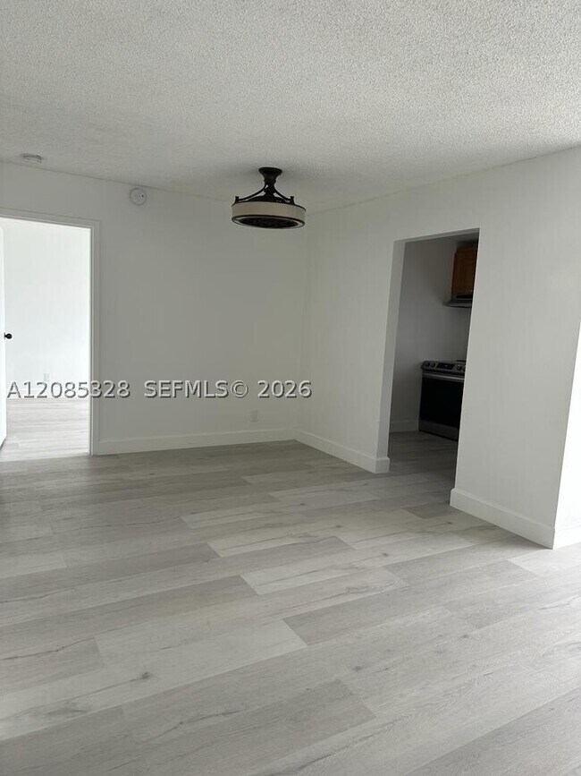 Photo - 17021 N Bay Rd Unit 726