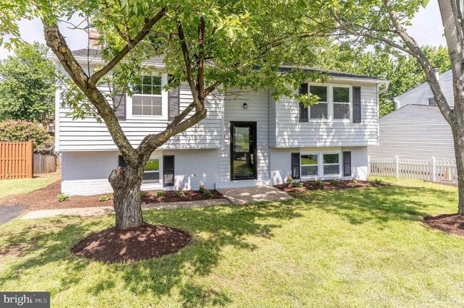 Building Photo - 131 N Garfield Rd