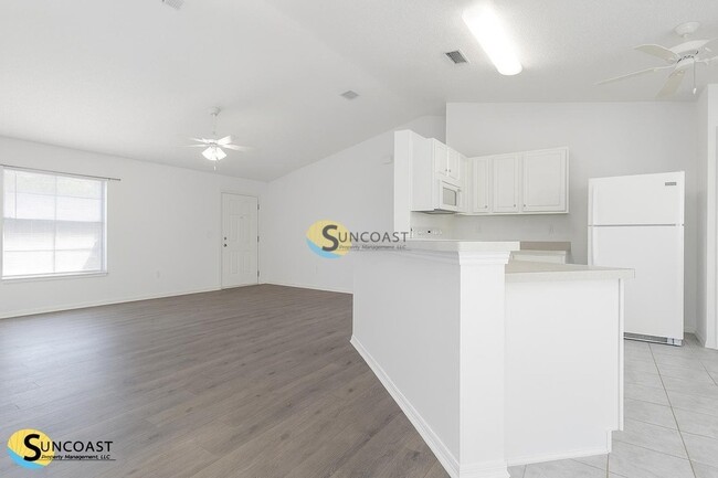 Photo - 61 Raleigh Dr