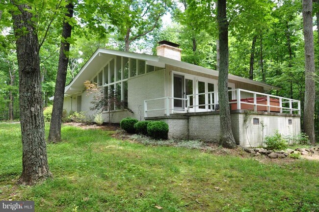 Photo - 135 Lizzie Mills Rd