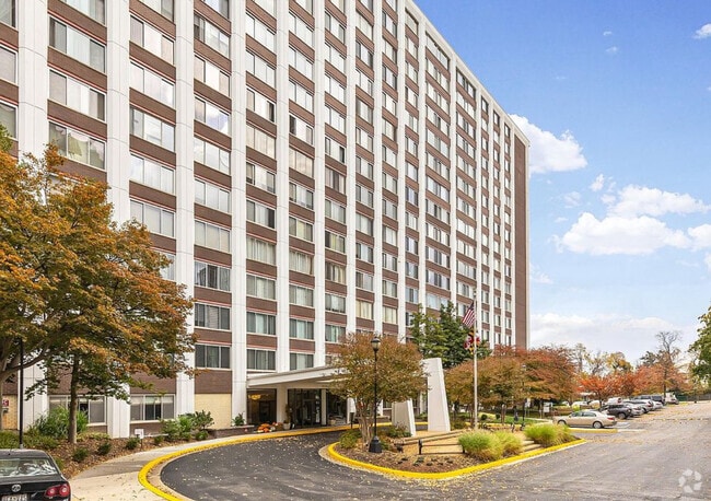 Building Photo - 11801 Rockville Pike Unit 211 Rental