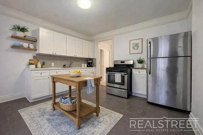 Photo - Sun-Drenched Pre-War 2BR with Exceptional Space & Privacy Unit 3R