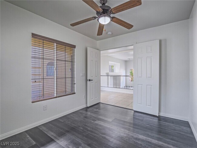 Photo - 10898 Carberry Hill St