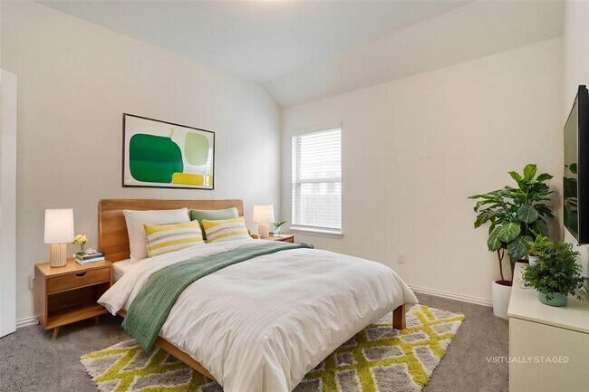 Photo - 2017 Camay St