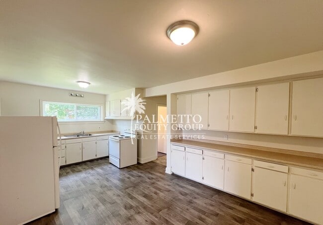 Photo - 405 Richardson Ave Unit A