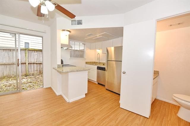 Photo - 4033 Gilbert Ave Unidad 104