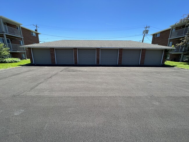 Photo - Baseline Manor Apartments